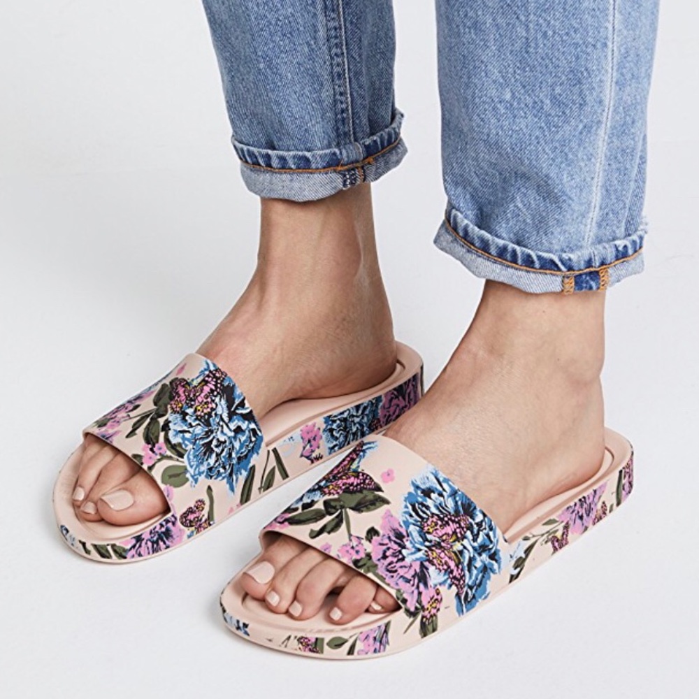 Melissa Beach Slide